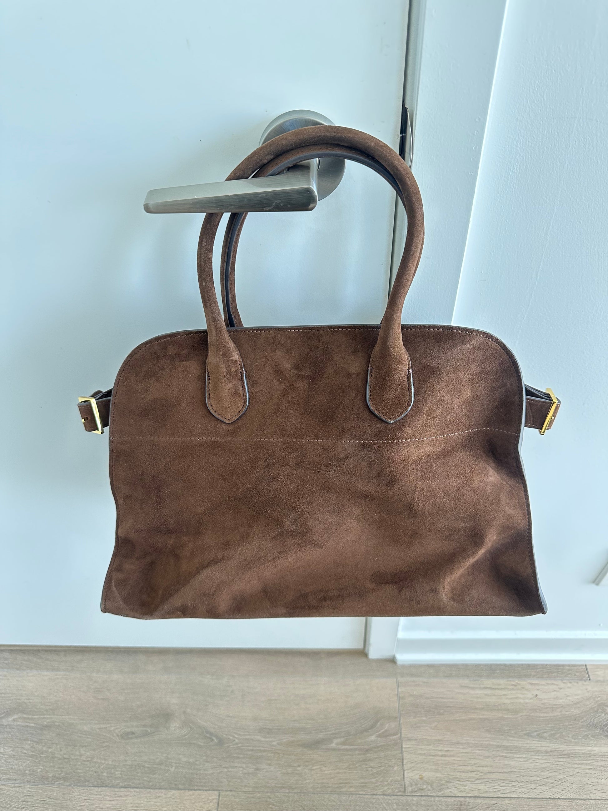 THE ROW SOFT MARGAUX 17 BAG IN SUEDE - Private property 