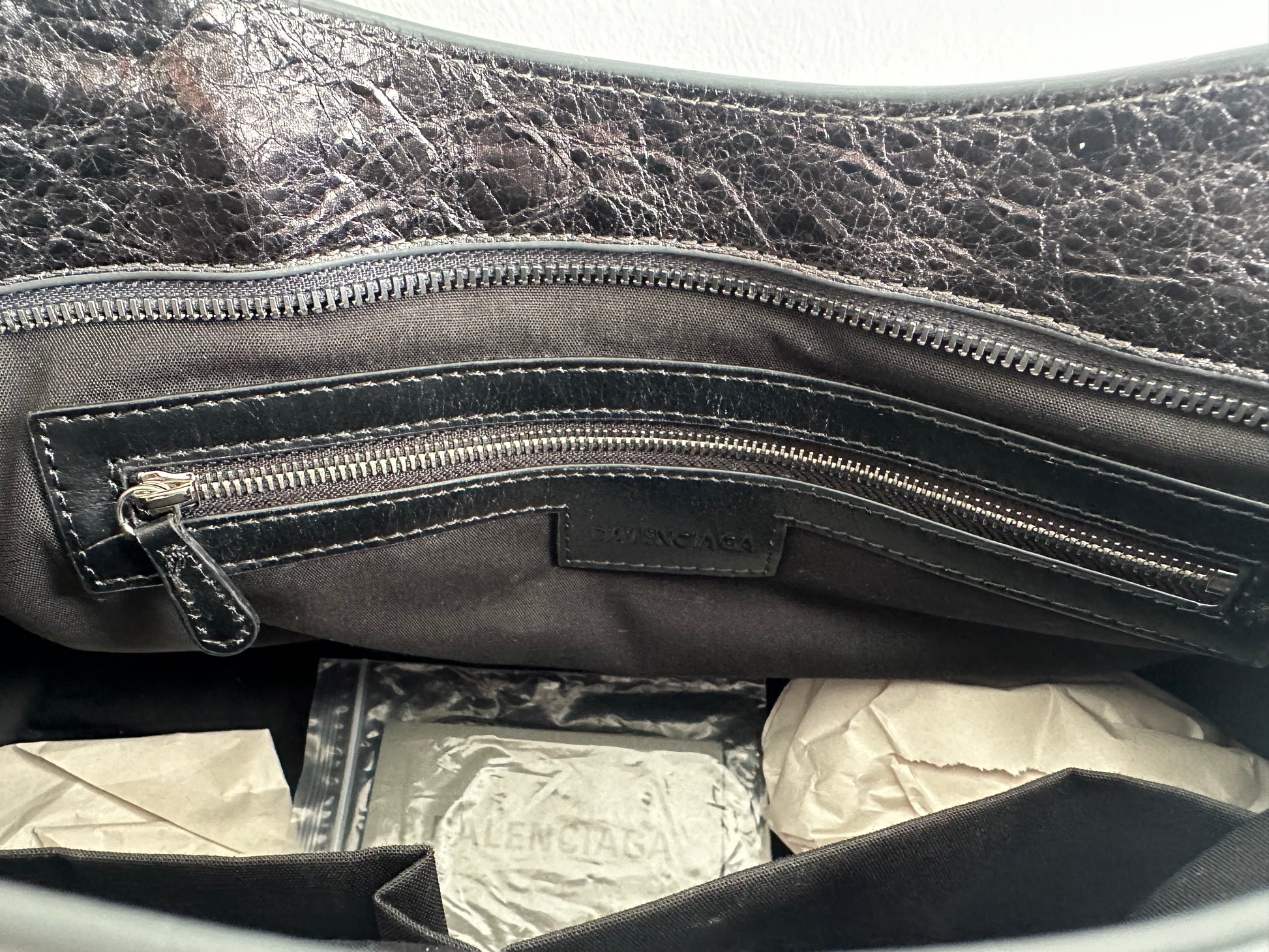 Balenciaga city leather stud bag - Private property 