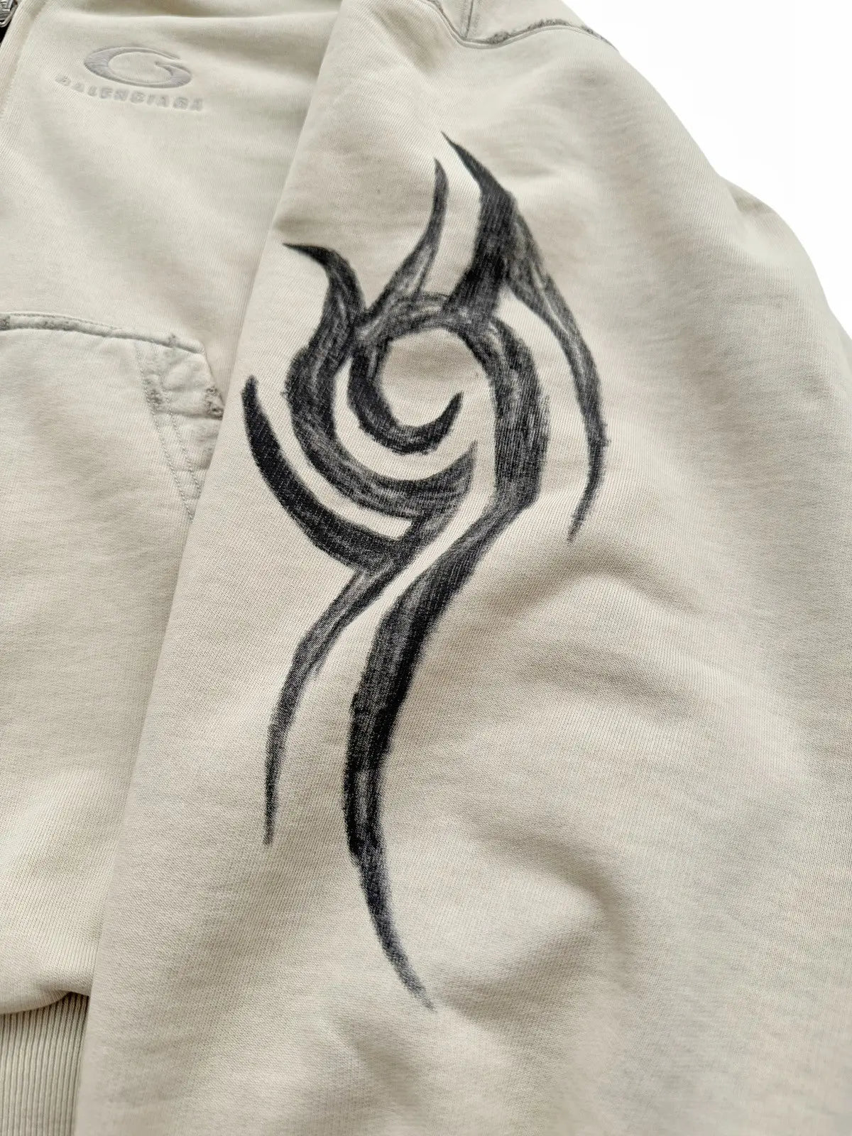 Balenciaga graffiti print zip up - Private property 