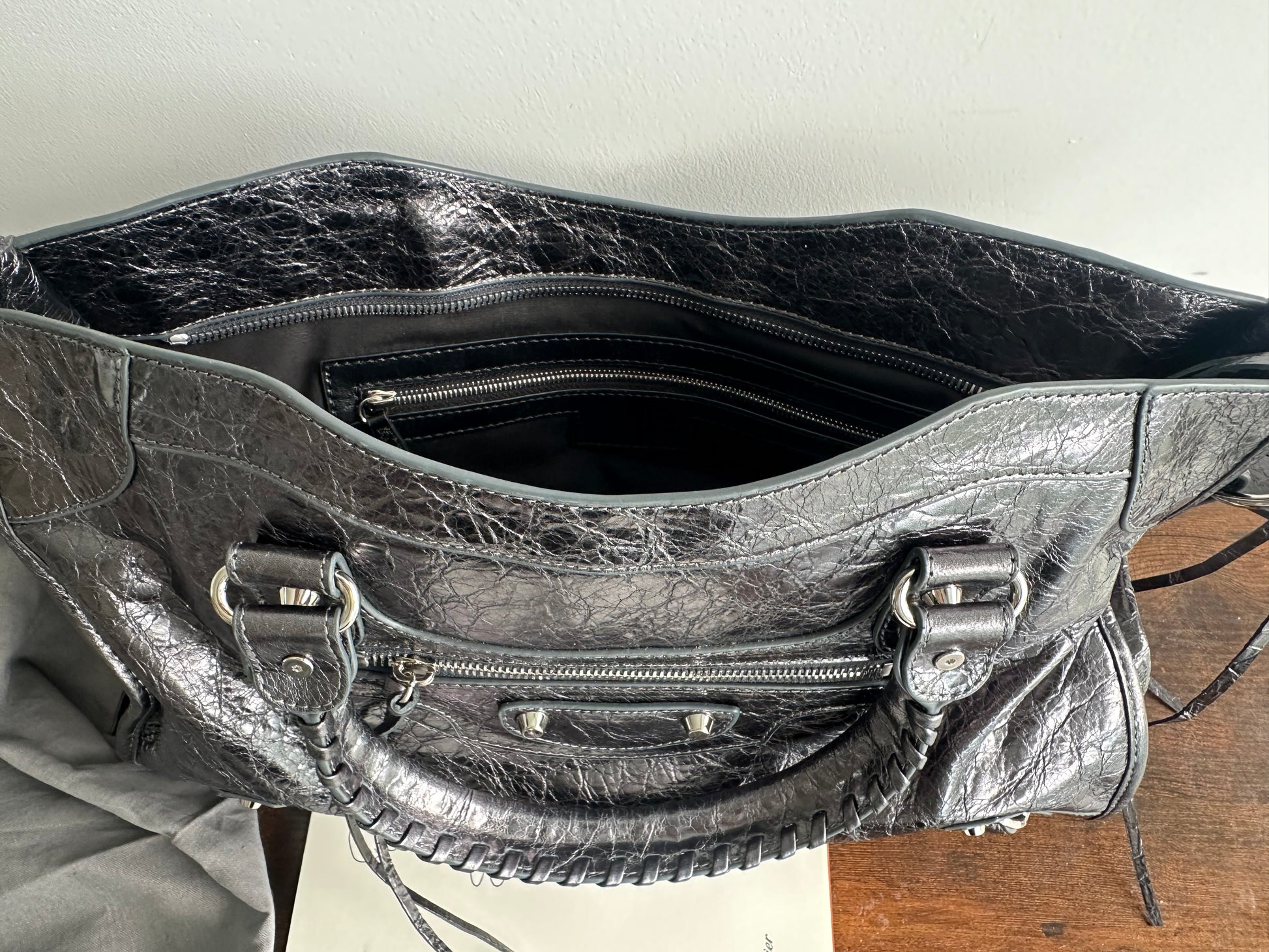 Balenciaga city leather stud bag - Private property 