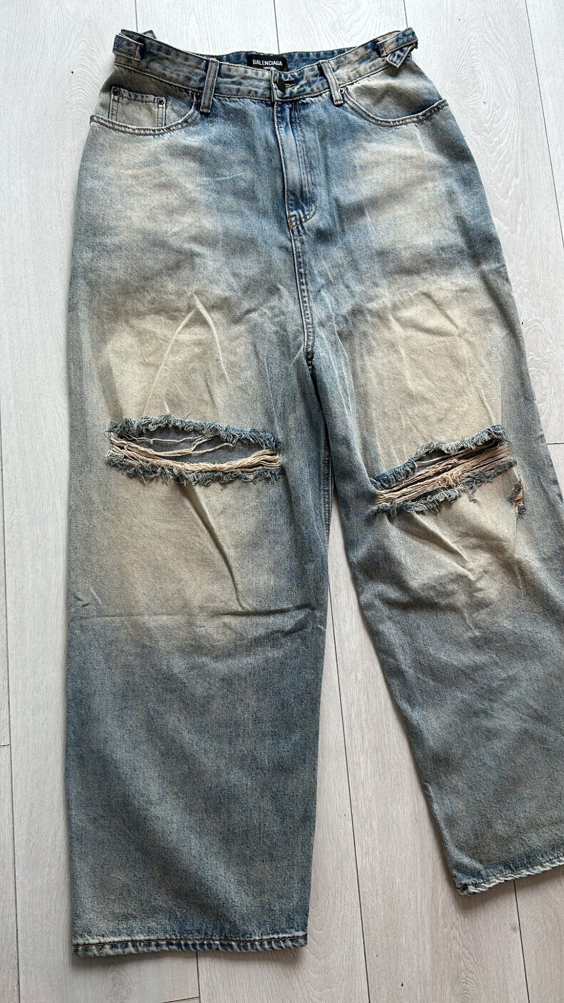 Balenciaga ripped skater jeans - Private property