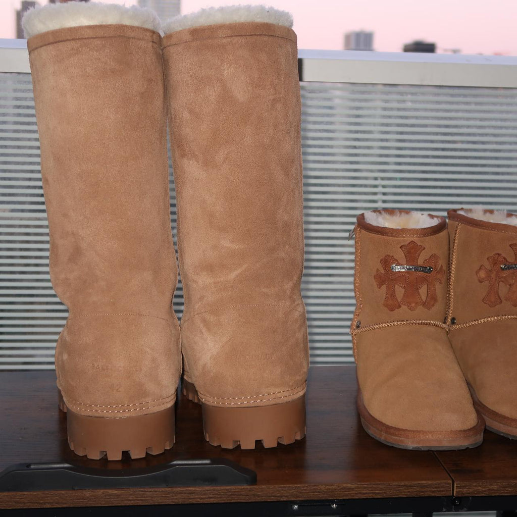 Alaska brown suede ski boots - Private property 