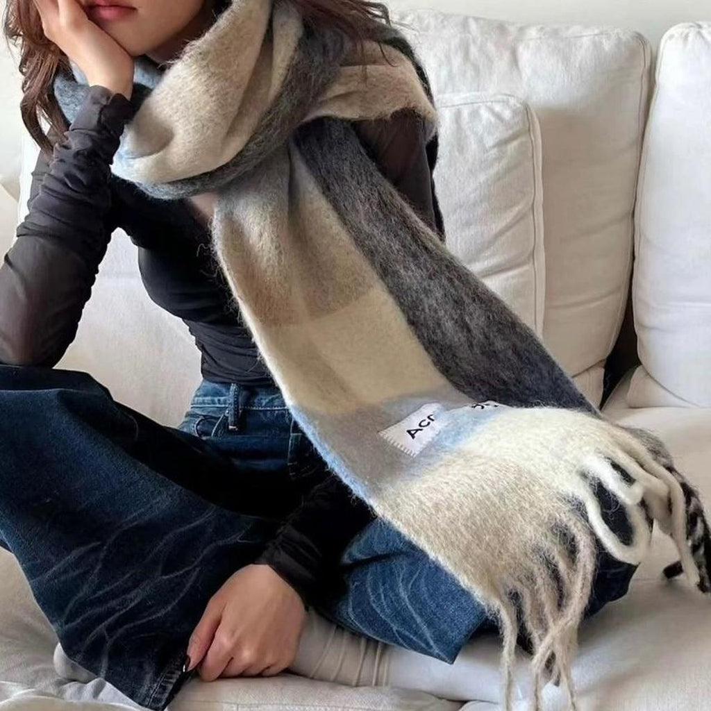 ac studio scarf
